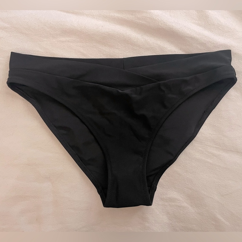 Aerie medium bikini bottom new with tags